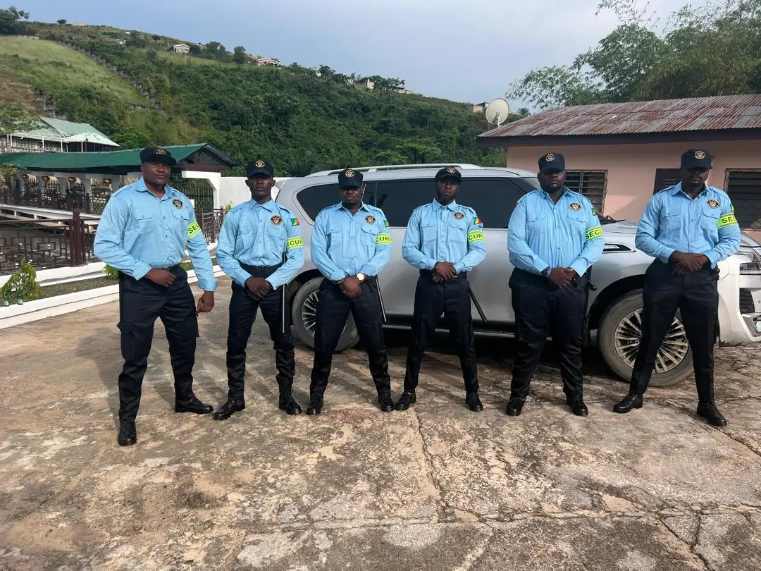 L'équipe Boot Services Security en uniforme